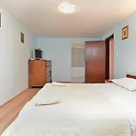 Апартаменты House Biserka 1736