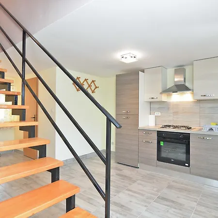 House Biserka 1736 شقة *