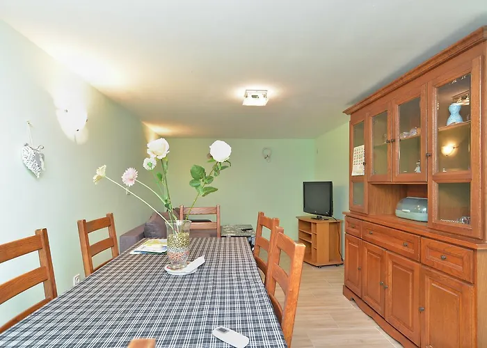 House Biserka 1736 *