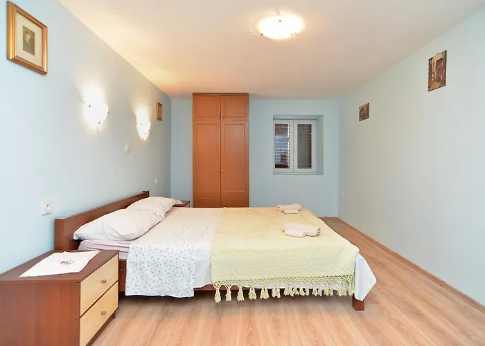 Appartement House Biserka 1736