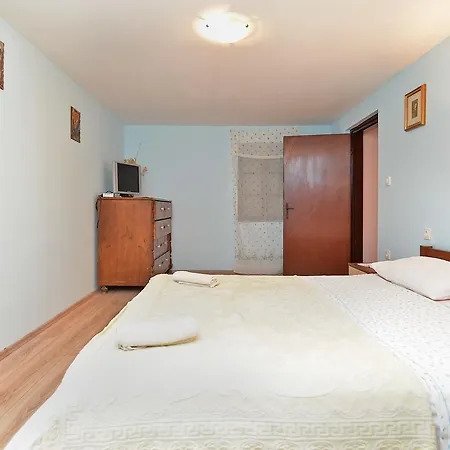 Apartamento House Biserka 1736